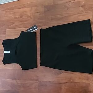 Black athletic ribbed 2 piece set. Size Medium. Kimberly Brand.